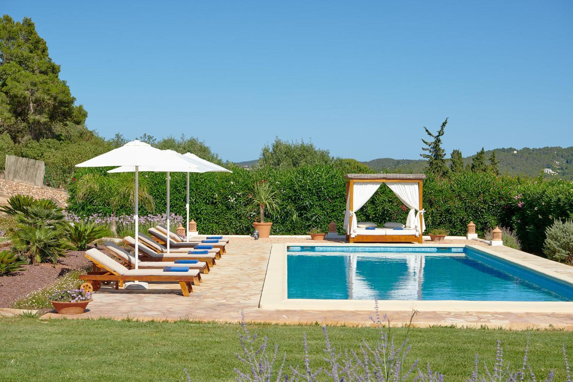 Santa Gertrudis Villa *